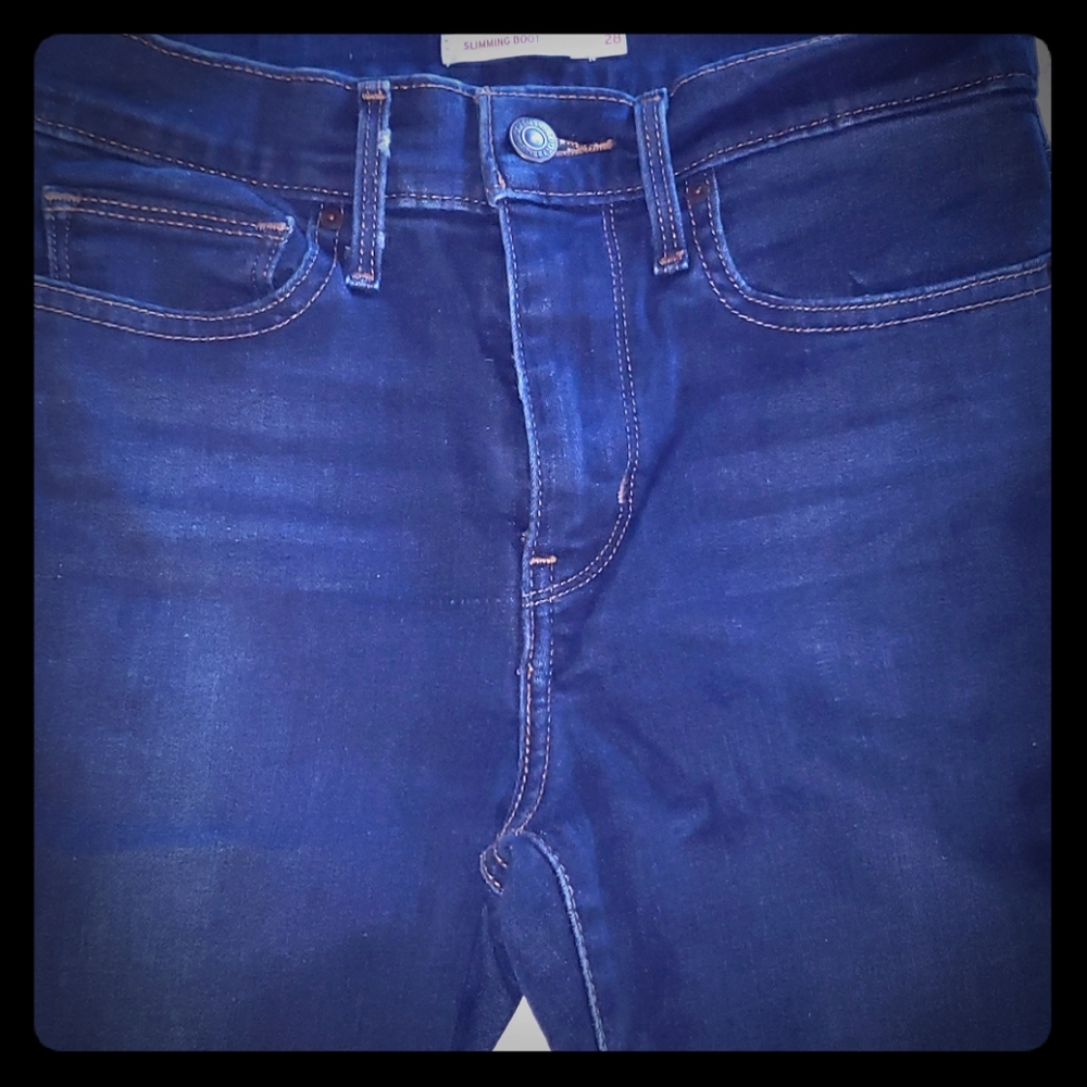 Levi's